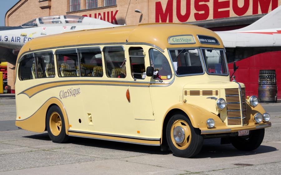Bedford OB Duple Vista (C29F) '1947 - 51